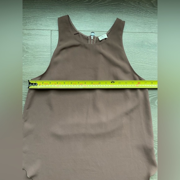Aritzia Wilfred Sevres Sleeveless Zip Back Blouse - Picture 4 of 5